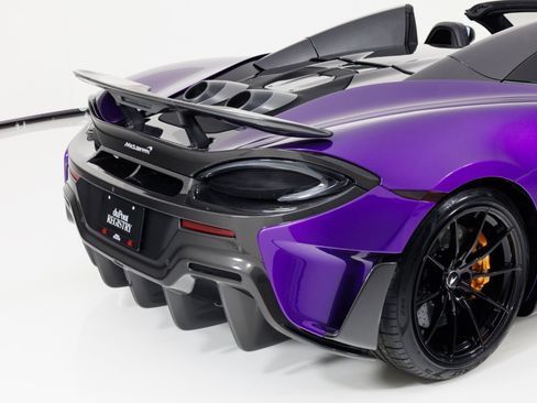 Used 2020 McLaren 600LT Spider RWD image 78
