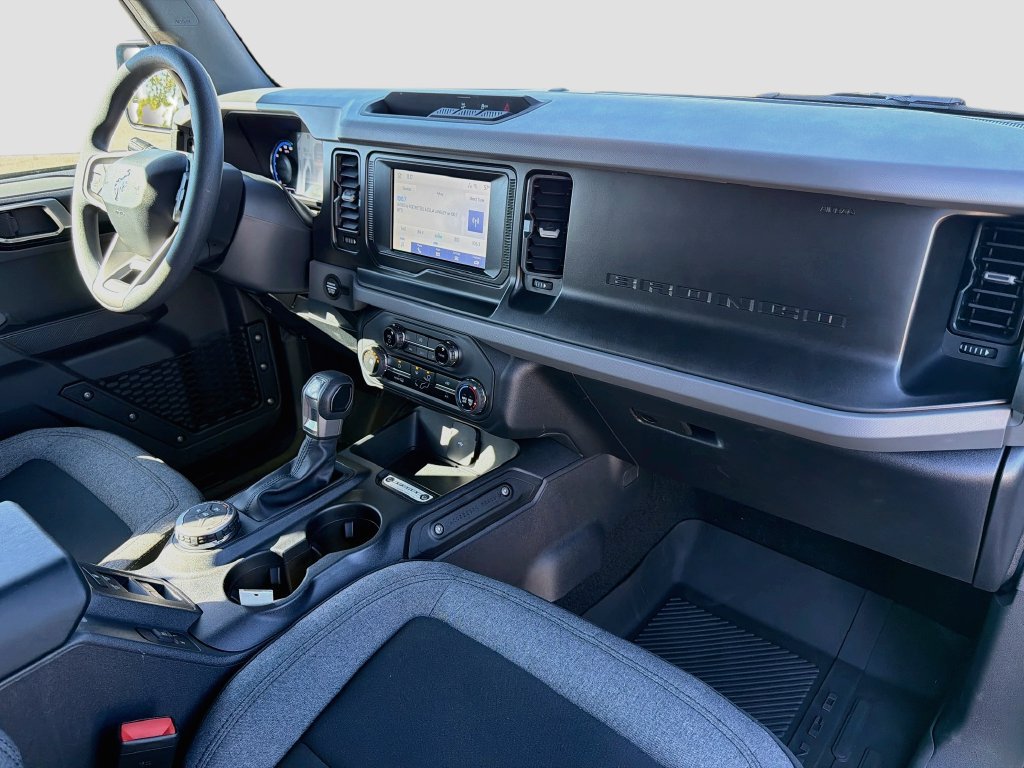 Used 2023 Ford Bronco 4-Door AWD/4WD image 29