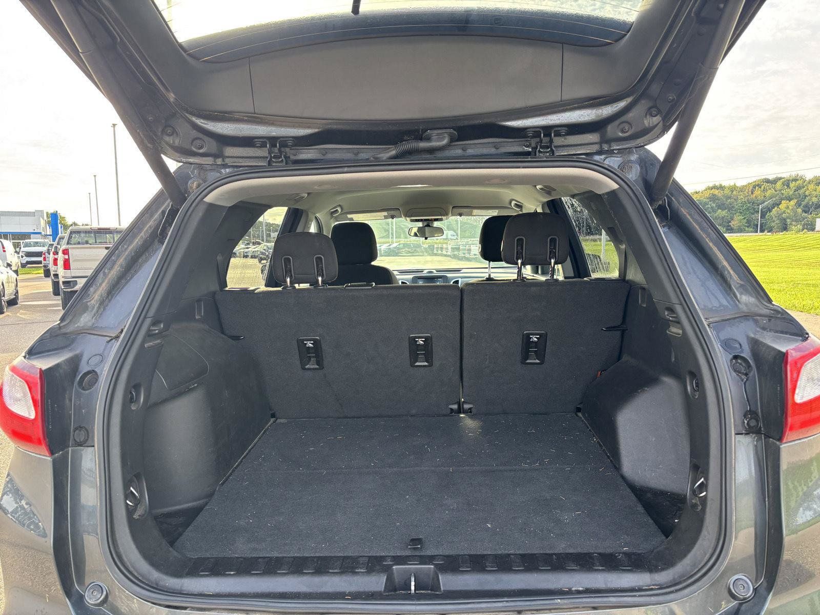 Used 2018 Chevrolet Equinox LT AWD/4WD image 11