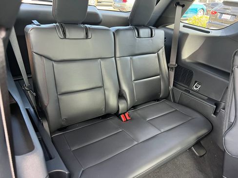 New 2026 Ford Explorer ST-Line w/ ST-Line Street Pack RWD image 18