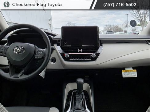 New 2026 Toyota Corolla LE image 5