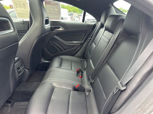 Used 2018 Mercedes-Benz CLA 250 image 24