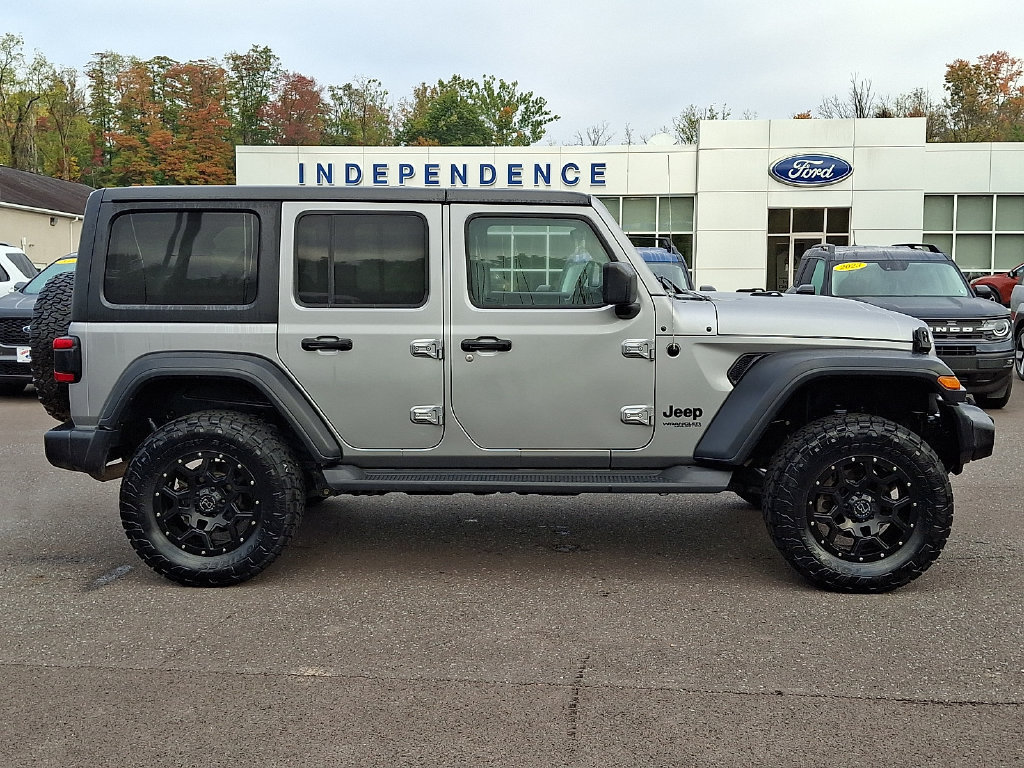 Used 2021 Jeep Wrangler Unlimited Sport AWD/4WD image 12