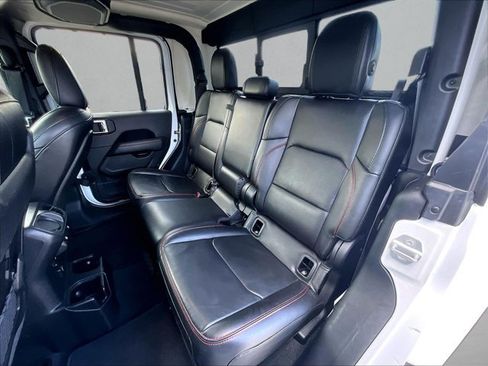 Used 2020 Jeep Gladiator Rubicon AWD/4WD image 27