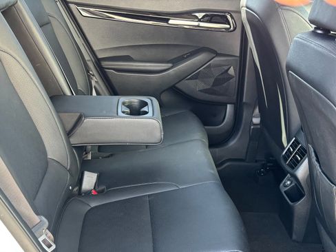 Used 2021 Kia Seltos SX image 21