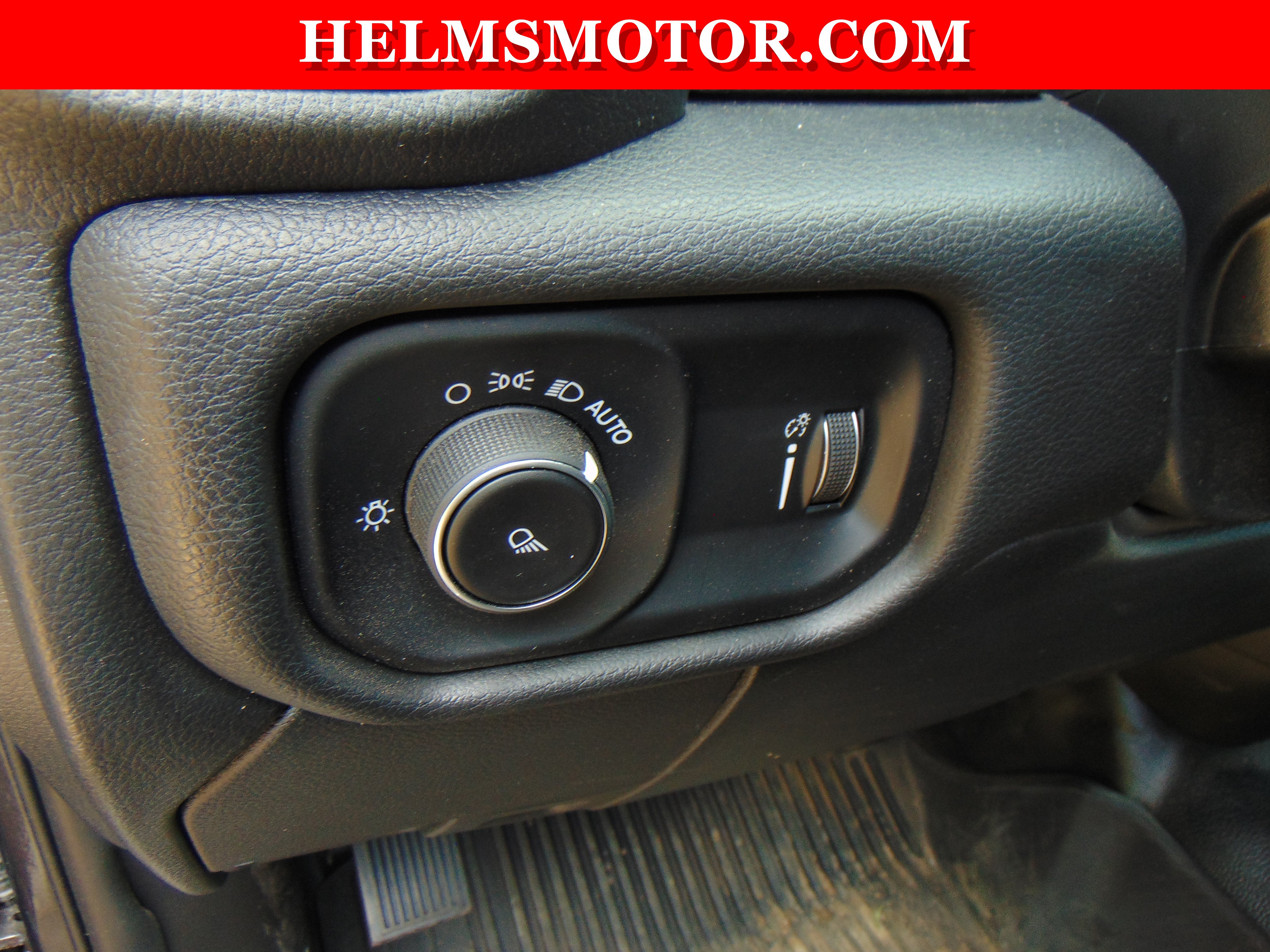 Used 2024 RAM 2500 Tradesman w/ Chrome Appearance Group AWD/4WD image 21