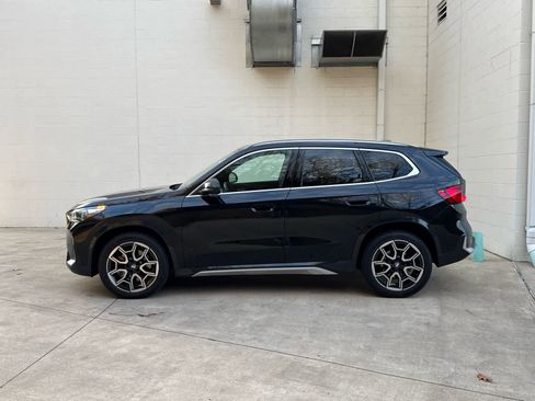 Certified 2025 BMW X1 xDrive28i image 5