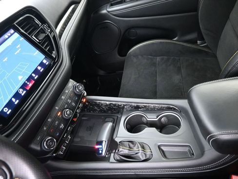 Used 2024 Dodge Durango SRT AWD/4WD image 22
