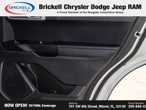 Used 2023 Ford Explorer Base image 13