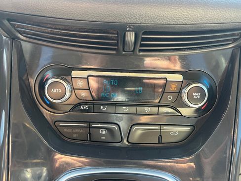 Used 2014 Ford Escape Titanium FWD image 16