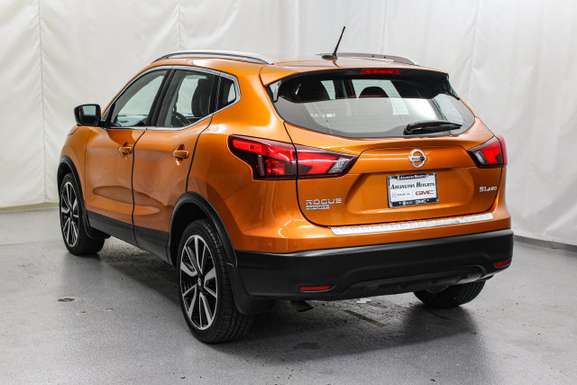 Used 2017 Nissan Rogue Sport SL w/ SL Premium Package AWD/4WD image 6