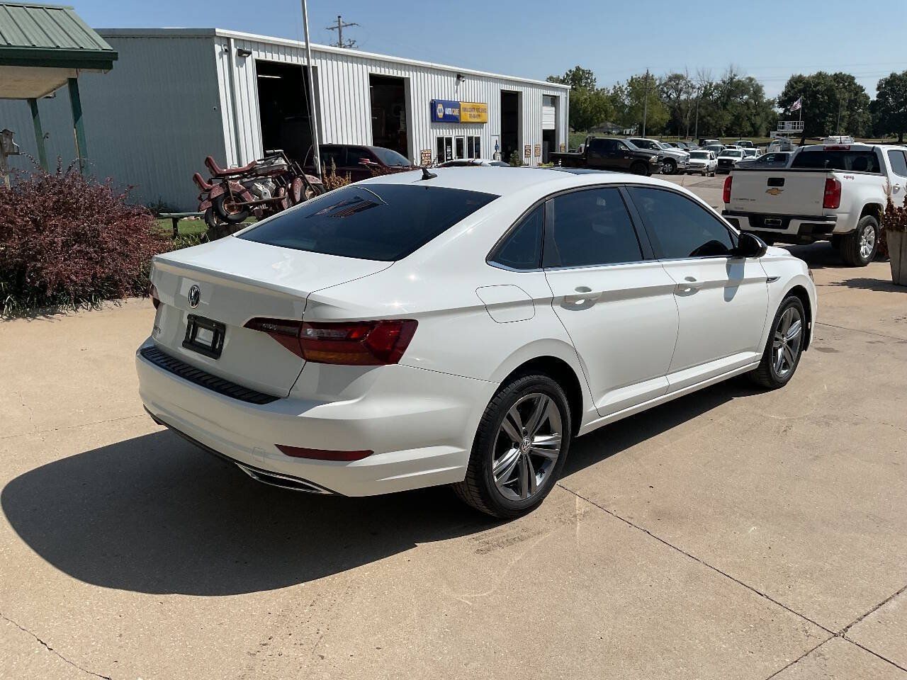 Used 2019 Volkswagen Jetta R-Line FWD image 9