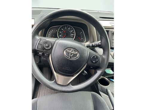 Used 2013 Toyota RAV4 XLE AWD/4WD image 13