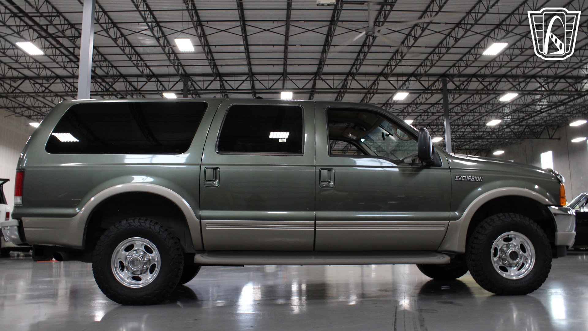 Used 2001 Ford Excursion Limited AWD/4WD image 35