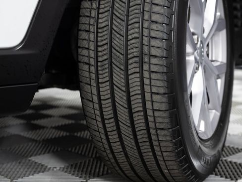 Used 2022 Jeep Grand Cherokee L Limited image 44