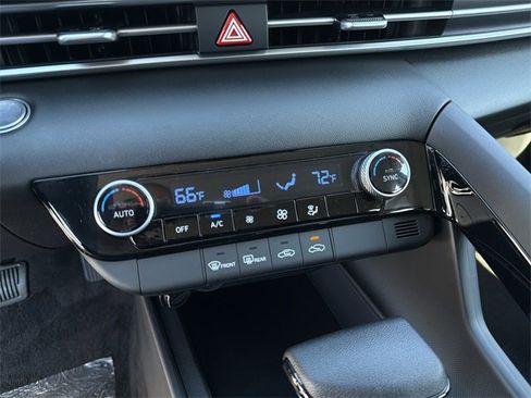 New 2026 Hyundai Elantra Blue image 30