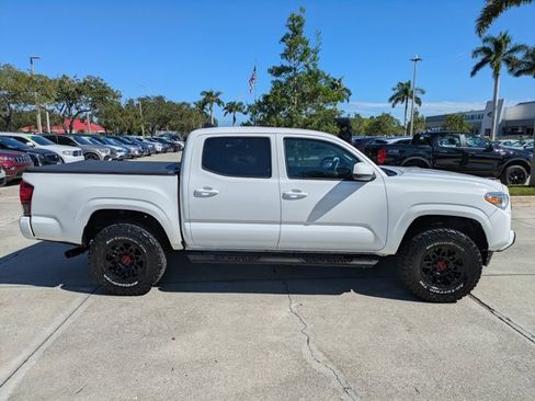Used 2023 Toyota Tacoma SR image 3