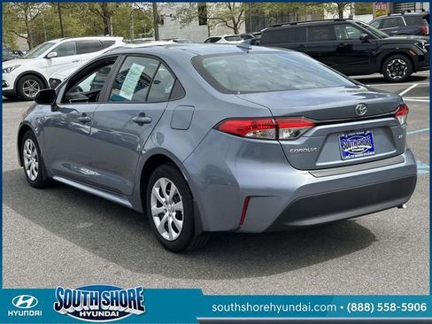 Used 2023 Toyota Corolla LE FWD image 8