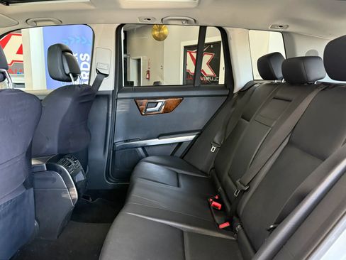 Used 2013 Mercedes-Benz GLK 350 4MATIC image 28