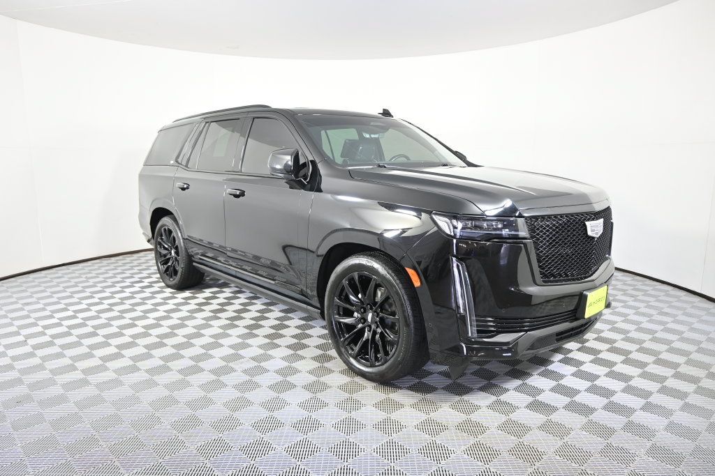 Used 2024 Cadillac Escalade Sport Platinum w/ LPO, ONYX Package AWD/4WD image 9