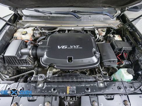 Used 2022 Chevrolet Colorado ZR2 w/ ZR2 Midnight Special Edition AWD/4WD image 51