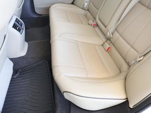 Used 2018 Acura TLX V6 w/ Technology Package FWD image 23