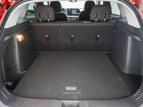 New 2026 Chevrolet Trax LS w/ LS Convenience Package image 25