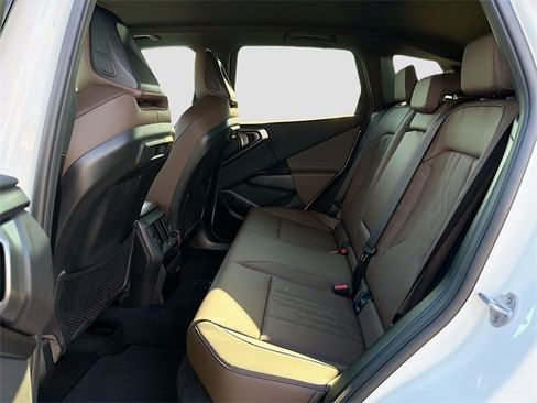 Used 2026 BMW X3 xDrive30 w/ Premium Package image 22