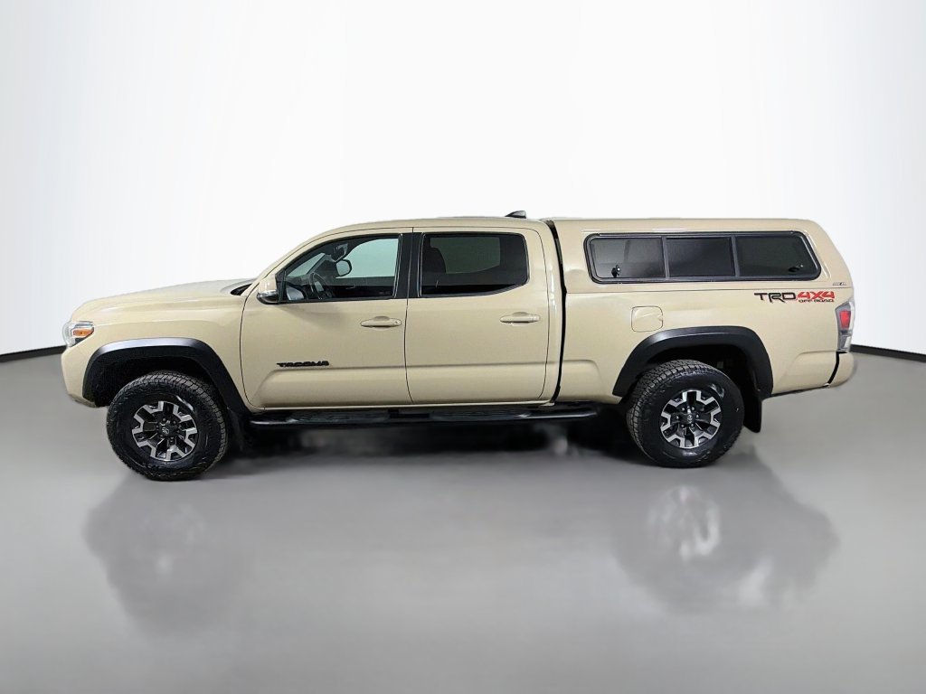 Used 2020 Toyota Tacoma TRD Off-Road w/ Technology Package AWD/4WD image 9