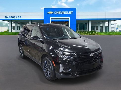 Used 2024 Chevrolet Equinox RS AWD/4WD image 5