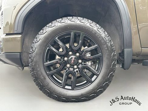 Used 2024 GMC Sierra 1500 Elevation w/ LPO, Elevation Black Package RWD image 37