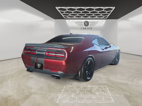 Used 2018 Dodge Challenger SRT Hellcat image 5