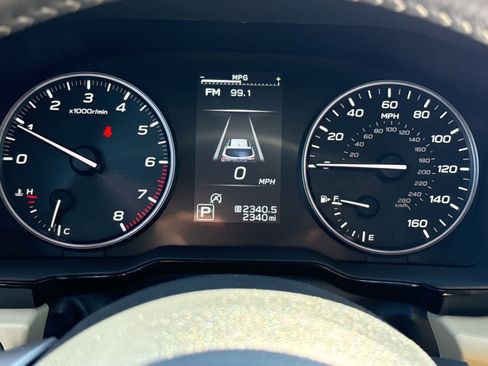 Certified 2025 Subaru Outback Premium AWD/4WD image 12