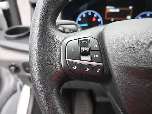 Used 2023 Ford Transit 350 XLT image 6