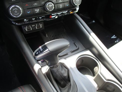 Used 2026 Dodge Durango GT AWD/4WD image 31