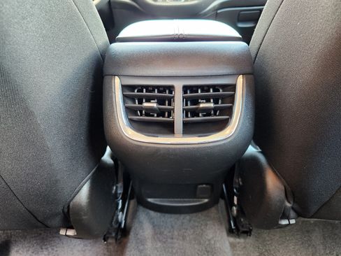 Used 2025 Chevrolet Malibu LT FWD image 32