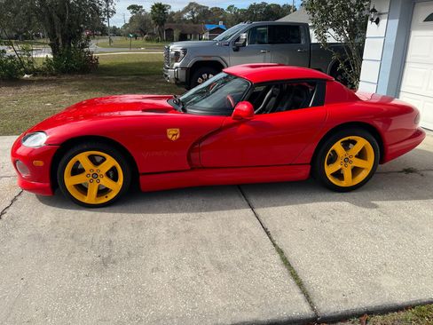 Used 1996 Dodge Viper RT/10 image 4