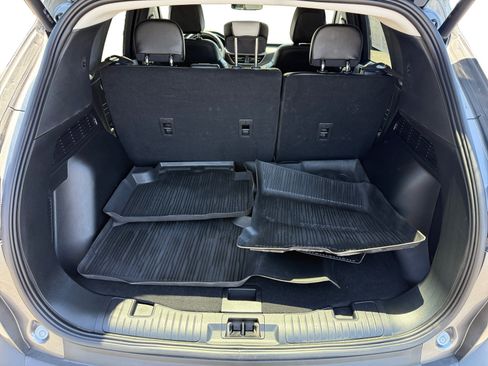 Certified 2025 Ford Escape SE w/ PHEV Premium Package FWD image 17