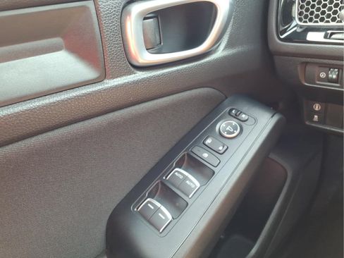 Certified 2024 Honda Civic Sport image 24