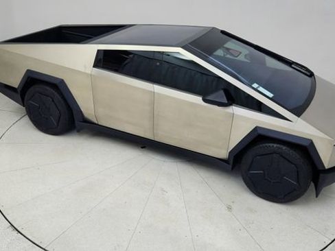 Used 2024 Tesla Cybertruck Cyberbeast image 68