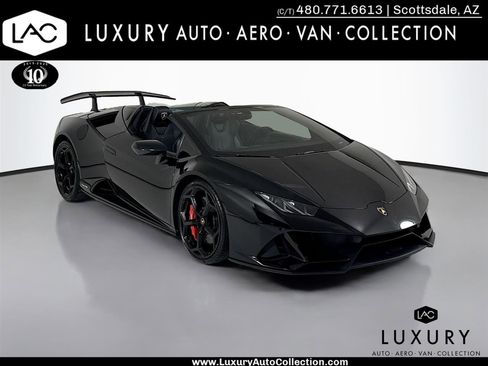 Used 2020 Lamborghini Huracan EVO image 1