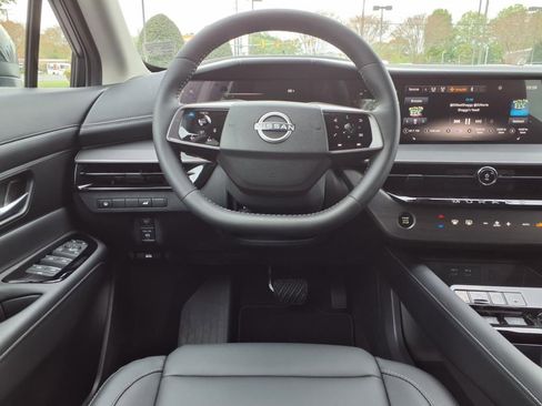 New 2025 Nissan Murano SV image 12