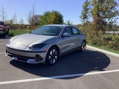 New 2025 Hyundai Ioniq 6 SE