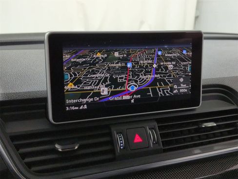 Used 2019 Audi SQ5 Premium Plus w/ Premium Plus Package image 31