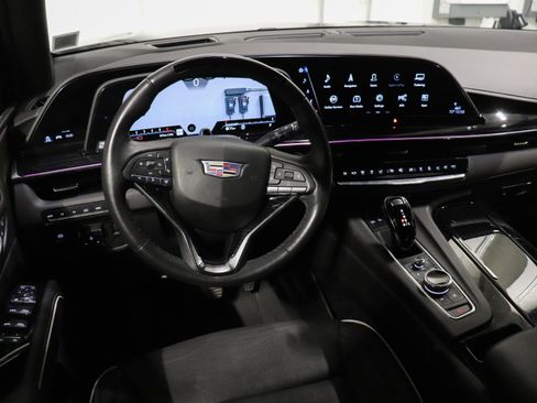 Used 2024 Cadillac Escalade Sport w/ LPO, ONYX Package AWD/4WD image 26