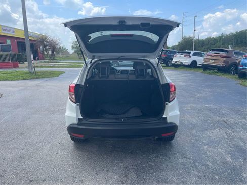 Used 2016 Honda HR-V EX image 13