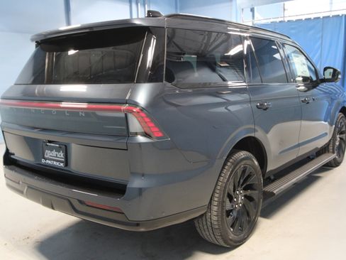 New 2025 Lincoln Navigator Reserve w/ Jet Appearance Package image 35