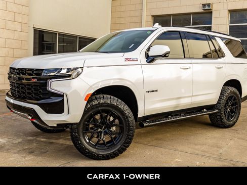 Used 2024 Chevrolet Tahoe Z71 w/ Off-Road Capability Package image 5