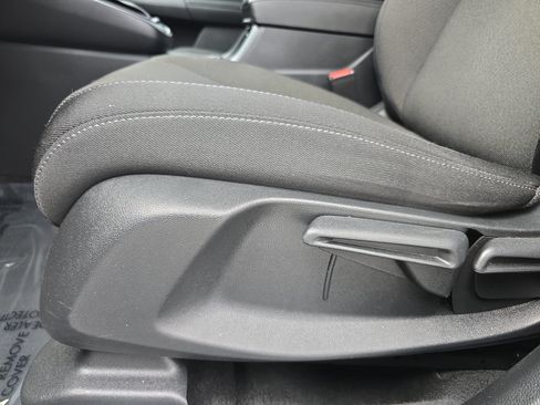 Used 2023 Honda CR-V LX image 28