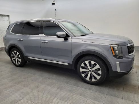 Used 2022 Kia Telluride EX w/ EX Premium Package FWD image 11